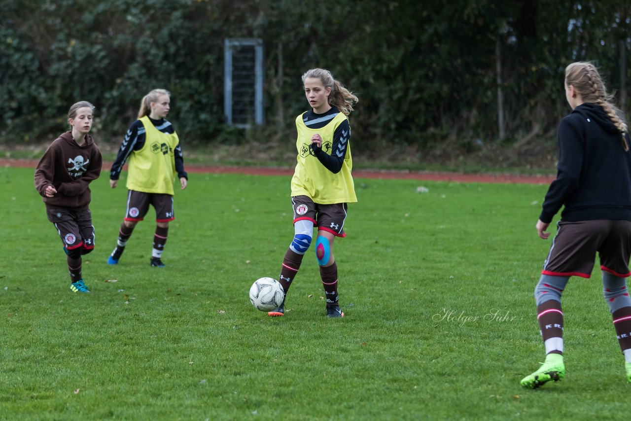 Bild 55 - C-Juniorinnen Halstenbek-Rellingen - St.Pauli : Ergebnis: 0:5